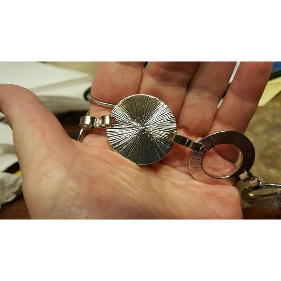 Silver Tone Hammered Metal Circle Chain 19bb4-53 - Picture 7 of 8